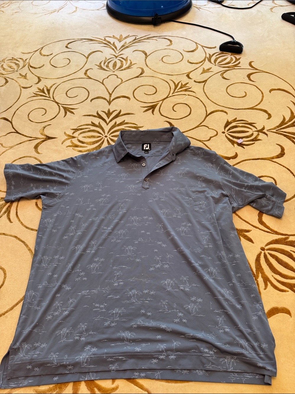 Men’s shirt